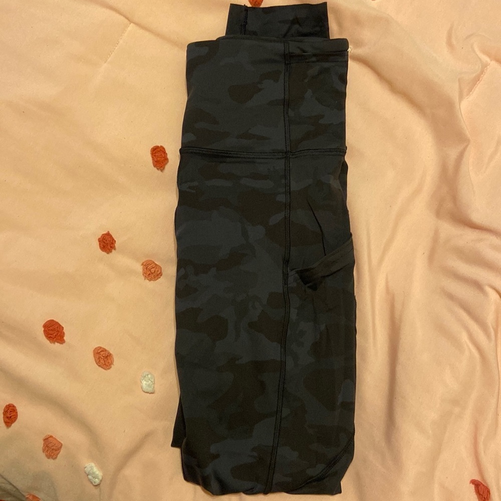 NWOT Lululemon Fast and Free Tight Size 4 25”